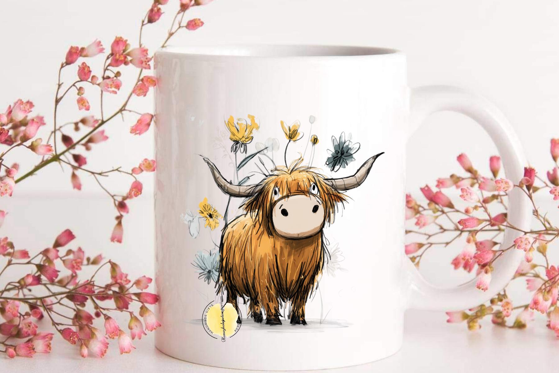 Cute Highland Cow Mug with Flowers – Funny Scottish Highland Cow Gift, Cute Cow Coffee Cup, Animal Lover Present, Farmhouse Kitchen Mug