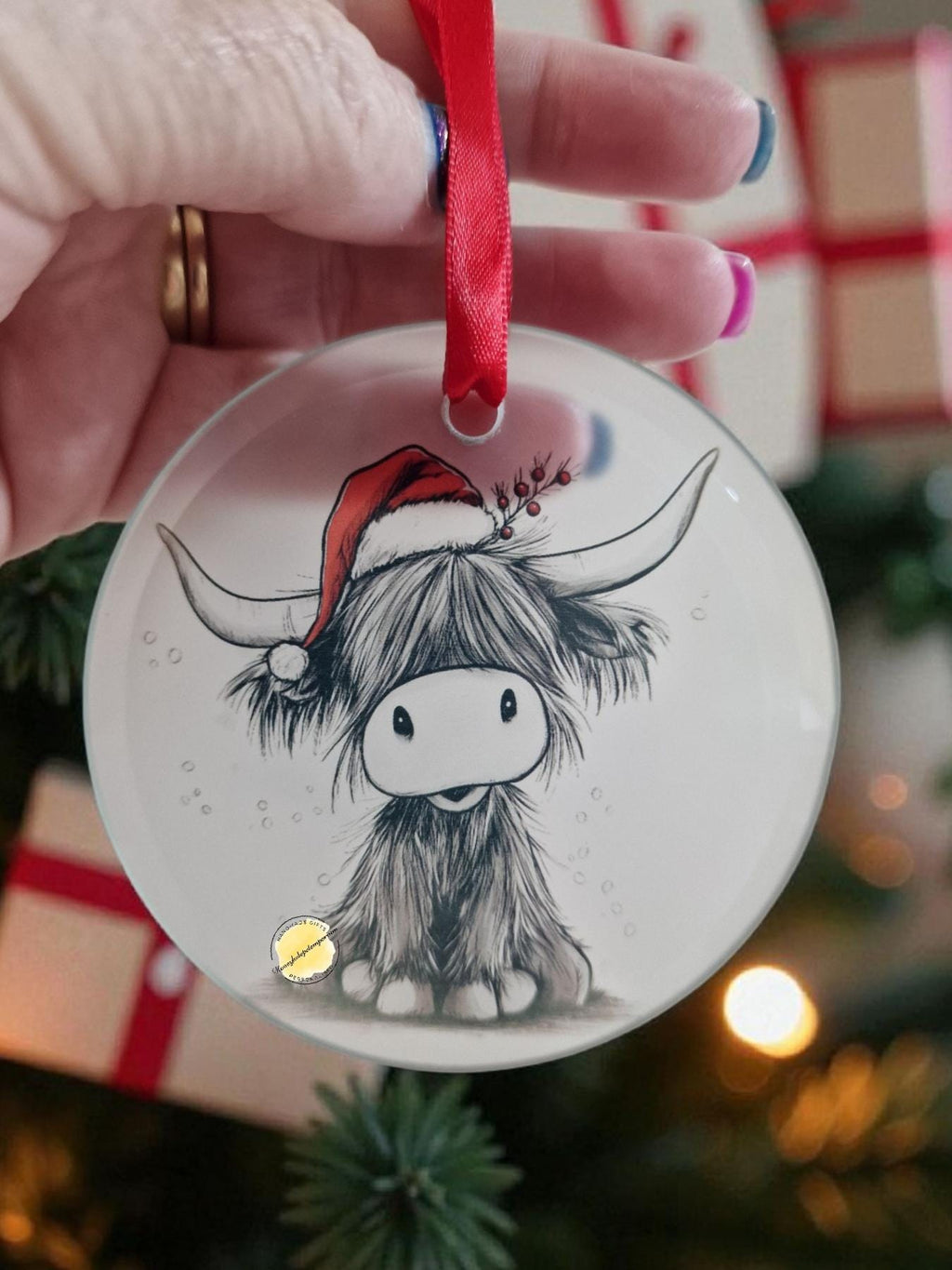 Highland Cow Christmas Bauble – Santa Hat Glass Ornament, Rustic Farmhouse Decor
